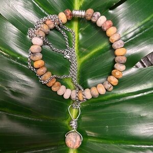 crazy lace agate crystal artisan made necklace & rondelle bracelet gift set